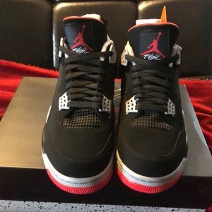 SOLD ‼️‼️.Nike Air Jordan 4 Retro. Never worn